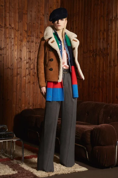 Look 8
